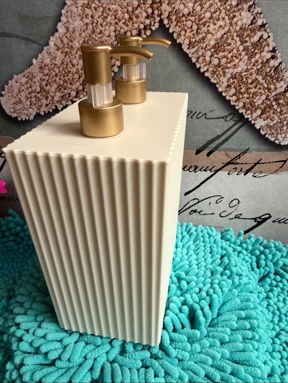 ❣️5|$25❣️Cream Ribbed Dual Soap Dispenser with Gold Pumps